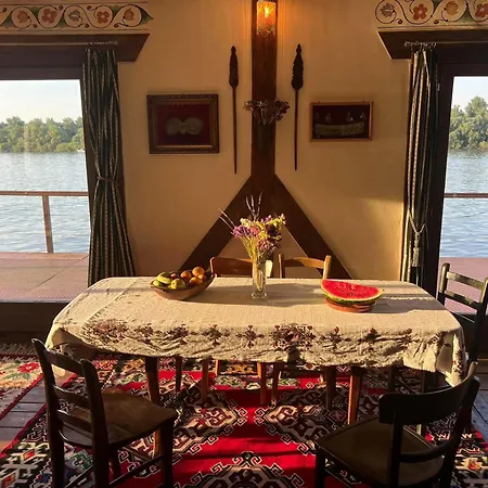 Aparthotel Perunov *